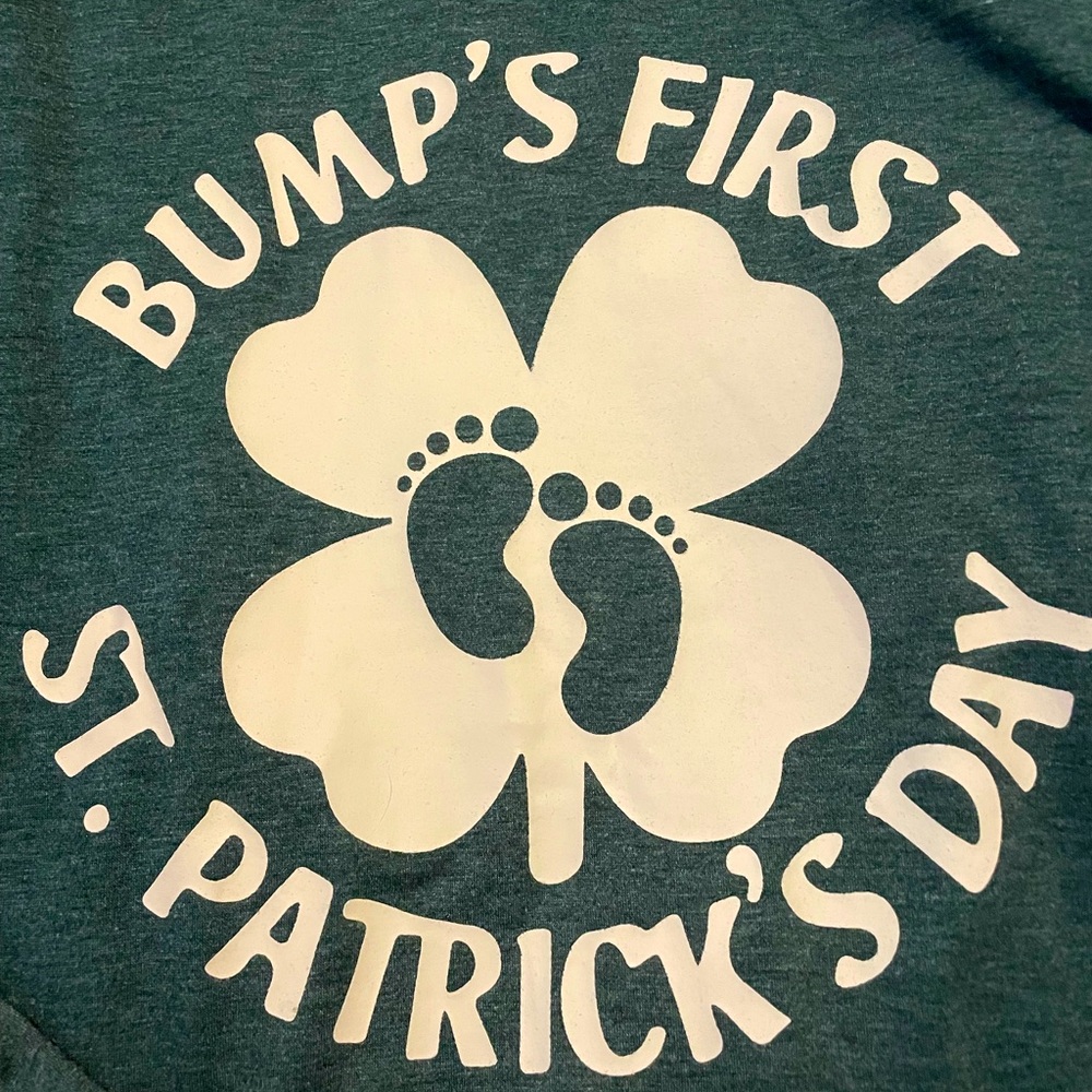 Green maternity tee.